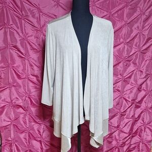 NWT chico's Taupe open jacket, travelers. Size 3